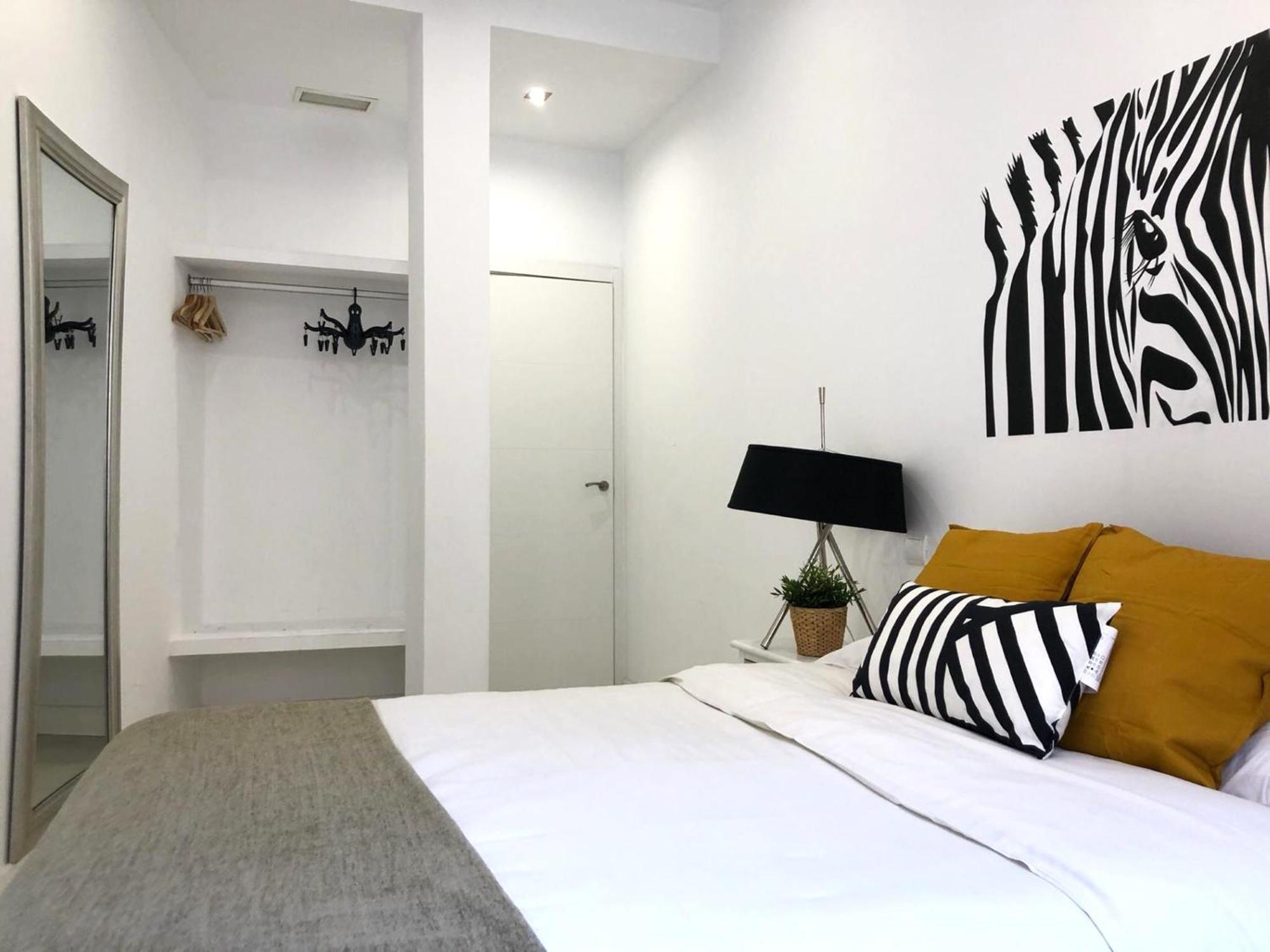 Apartamento De Diseno En Plaza Mayor Madrid Exterior foto